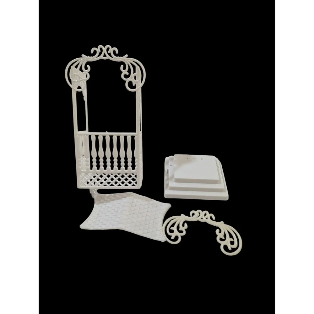 Vintage White Plastic Wedding Cake Topper‎ Gazebo Scrollwork Arch Decoration